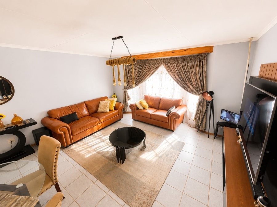 3 Bedroom Property for Sale in Geelhoutpark North West